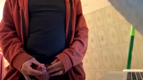 Snapshot of waltbkk chatting on November 2025 11:11:02 AM Walter online show from November 2025 11:11:02 AM