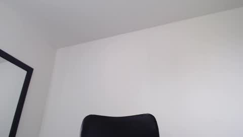 Snapshot of walter_brownn01 chatting on January 2025 06:23:01 PM WALTER BROWN online show from January 2025 06:23:01 PM