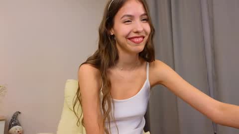 Snapshot of wanda_robinson chatting on December 2024 07:16:02 PM Wendy. Hello Honeys Ill see you 2nd 5th 7th this week love you3 online show from December 2024 07:16:02 PM