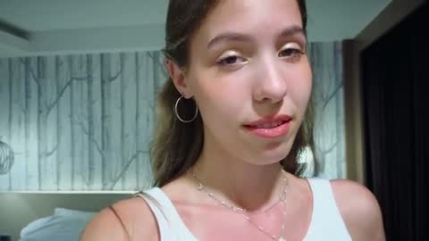 Snapshot of wanda_robinson chatting on January 2025 06:46:01 PM Wendy. Hello Honeys Ill see you 2nd 5th 7th this week love you3 online show from January 2025 06:46:01 PM