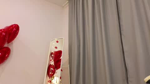 Snapshot of wanda_robinson chatting on February 2025 10:26:01 PM Wendy. Hello Honeys Ill see you 2nd 5th 7th this week love you3 online show from February 2025 10:26:01 PM