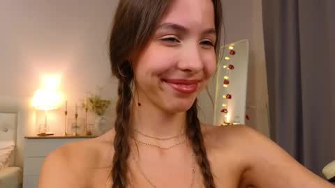Snapshot of wanda_robinson chatting on March 2025 01:53:02 AM Wendy. Hello Honeys Ill see you 2nd 5th 7th this week love you3 online show from March 2025 01:53:02 AM