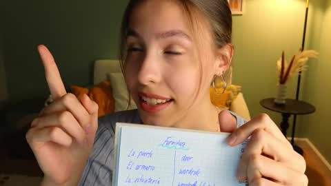 Snapshot of wanda_robinson chatting on March 2025 04:35:02 PM Wendy. Hello Honeys Ill see you 2nd 5th 7th this week love you3 online show from March 2025 04:35:02 PM