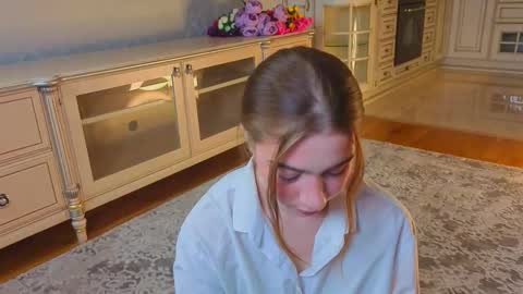 Snapshot of wandabraund chatting on October 2025 02:45:01 AM hello guys im Lilian online show from October 2025 02:45:01 AM