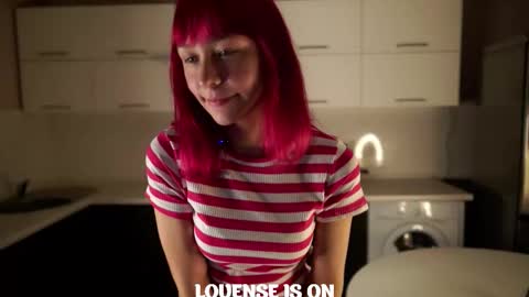 Snapshot of wanettabal chatting on September 2025 10:42:01 AM Betti online show from September 2025 10:42:01 AM