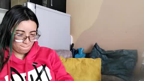 Waningrose  Lu online show from November 2025 03:23:02 PM