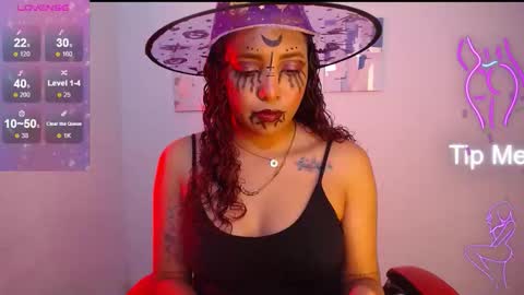 Snapshot of warisgoddes chatting on October 2025 05:52:01 AM EMILY online show from October 2025 05:52:01 AM