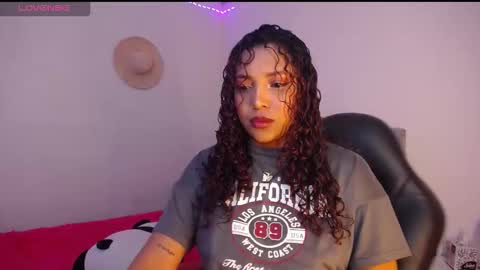 Snapshot of warisgoddes chatting on November 2025 07:53:01 AM EMILY online show from November 2025 07:53:01 AM