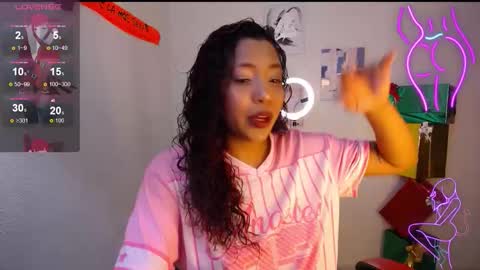 Snapshot of warisgoddes chatting on November 2025 09:04:02 AM EMILY online show from November 2025 09:04:02 AM