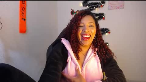 Snapshot of warisgoddes chatting on November 2025 09:08:02 AM EMILY online show from November 2025 09:08:02 AM