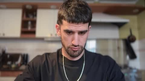 Snapshot of wat___sapbody chatting on October 2025 09:37:02 PM wearetwo online show from October 2025 09:37:02 PM