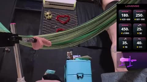 Snapshot of waterfalls_girl chatting on December 2024 10:22:01 AM nicol online show from December 2024 10:22:01 AM