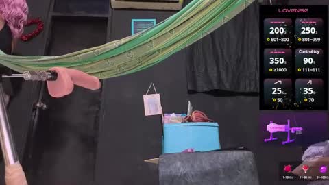 Snapshot of waterfalls_girl chatting on January 2025 01:13:02 AM nicol online show from January 2025 01:13:02 AM