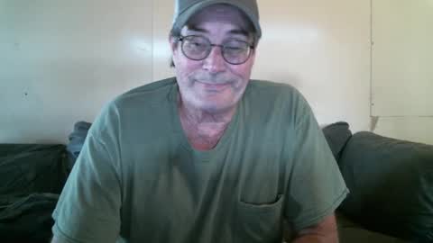 Snapshot of wbfarm chatting on September 2025 08:46:01 PM WB Farm online show from September 2025 08:46:01 PM