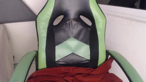 Trixie 3 online show from October 2025 01:17:02 PM