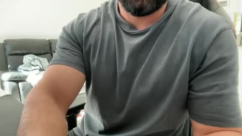 Snapshot of weaponx1 chatting on October 2025 10:41:01 PM Weapon X online show from October 2025 10:41:01 PM