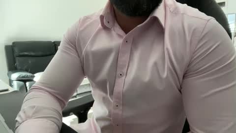 Snapshot of weaponx1 chatting on October 2025 10:31:01 PM Weapon X online show from October 2025 10:31:01 PM