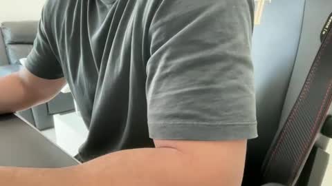 Snapshot of weaponx1 chatting on October 2025 01:39:02 AM Weapon X online show from October 2025 01:39:02 AM