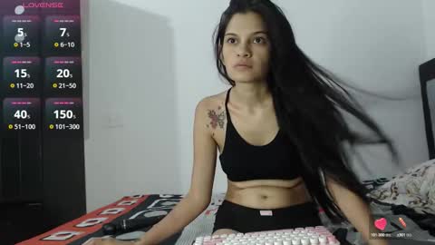 luisa y paul online show from October 2025 06:45:01 AM