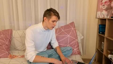 webcamtrain online show from September 2025 03:47:02 PM
