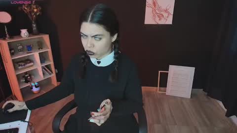 Wednesday   Please help me to reach 111 thumbs up online show from March 2025 09:11:02 PM