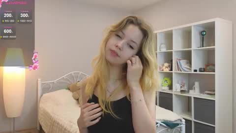 Snapshot of wendy_cutiex chatting on October 2025 04:36:02 PM Wendy online show from October 2025 04:36:02 PM