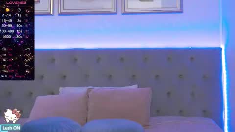 Snapshot of wendymay chatting on October 2025 07:05:02 AM Wendy online show from October 2025 07:05:02 AM