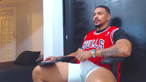 Snapshot of wesleyrogger chatting on October 2025 09:59:02 PM Wesley Rogger online show from October 2025 09:59:02 PM