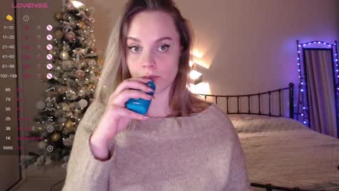 Lana online show from December 2024 03:22:01 PM