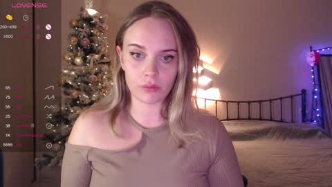 Lana online show from December 2024 04:17:01 PM