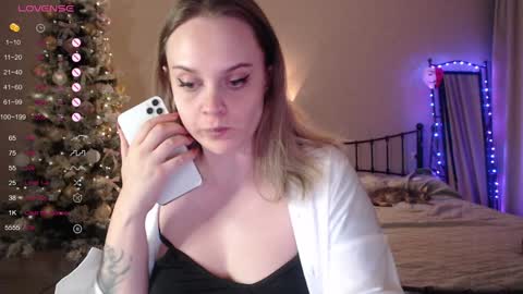 Lana online show from January 2025 07:18:02 PM