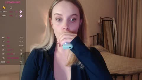 Lana online show from February 2025 04:53:01 PM