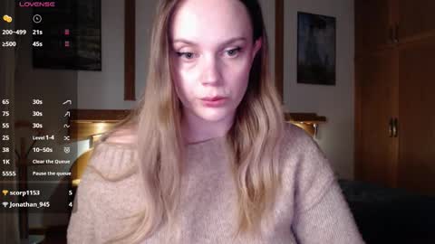 Lana online show from October 2025 05:55:02 PM