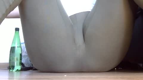 Snapshot of wet_pants2022 chatting on February 2025 12:25:02 PM wet_pants2022 online show from February 2025 12:25:02 PM