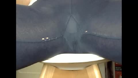 Snapshot of wet_pants2022 chatting on February 2025 12:51:02 AM wet_pants2022 online show from February 2025 12:51:02 AM
