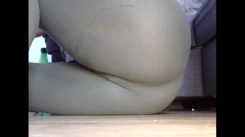 Snapshot of wet_pants2022 chatting on February 2025 03:09:01 PM wet_pants2022 online show from February 2025 03:09:01 PM