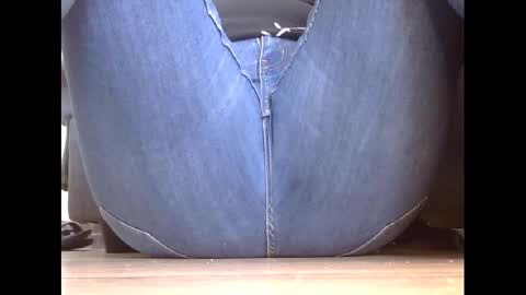 Snapshot of wet_pants2022 chatting on March 2025 01:42:01 PM wet_pants2022 online show from March 2025 01:42:01 PM