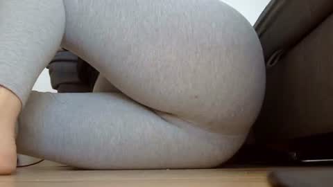 Snapshot of wet_pants2022 chatting on September 2025 07:10:02 AM wet_pants2022 online show from September 2025 07:10:02 AM