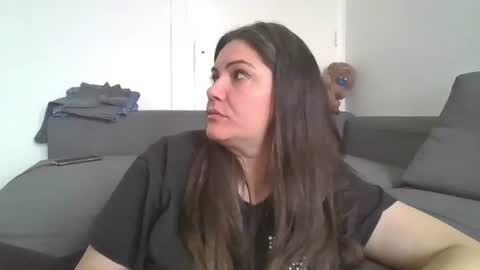 wet_pants2022 online show from November 2025 12:53:01 PM