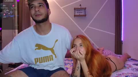 Snapshot of wetbubble chatting on November 2025 05:40:01 AM Mia and Dylan online show from November 2025 05:40:01 AM