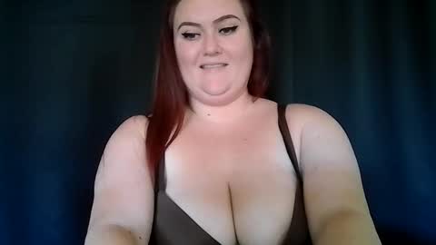 Snapshot of wetbunny25 chatting on November 2025 04:28:02 PM wetbunny25 online show from November 2025 04:28:02 PM