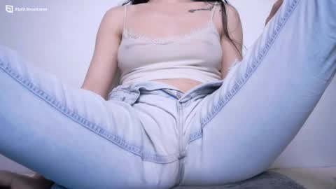 Snapshot of wetdream221 chatting on March 2025 07:02:01 AM Beatrice Moan from LovenseWet from Tip MenuOpen for Private online show from March 2025 07:02:01 AM