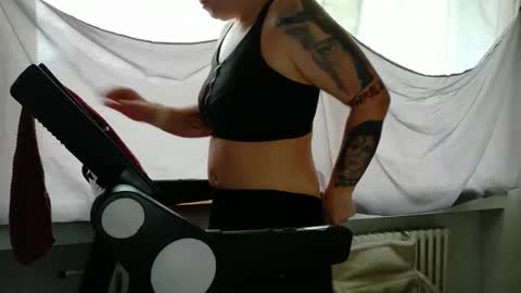 Snapshot of wetgerman2 chatting on October 2025 10:38:02 AM Wetgerman online show from October 2025 10:38:02 AM