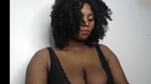 Snapshot of wetmypussy02 chatting on September 2025 12:32:01 PM wetmypussy02 online show from September 2025 12:32:01 PM