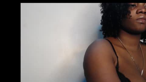 Snapshot of wetmypussy02 chatting on October 2025 05:24:02 PM wetmypussy02 online show from October 2025 05:24:02 PM