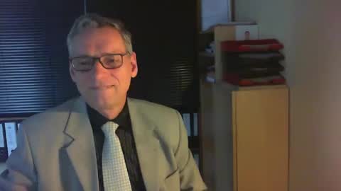 Franz online show from February 2025 08:18:01 AM