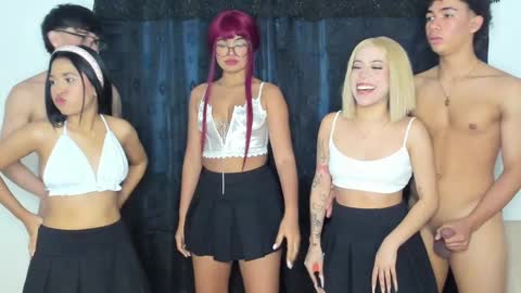 --New girls--TamyDark hair girl--Aitana--Mathiasglasses boy--Peter online show from January 2025 01:25:02 PM