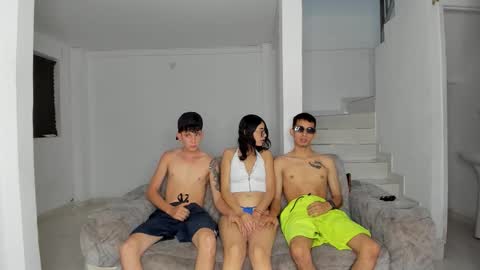 --New girls--TamyDark hair girl--Aitana--Mathiasglasses boy--Peter online show from September 2025 01:38:02 AM