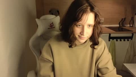 Snapshot of whatamarrie chatting on December 2024 10:12:01 PM Marrie online show from December 2024 10:12:01 PM