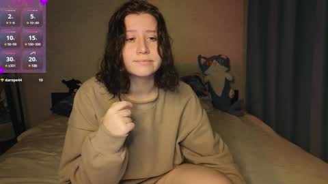 Snapshot of whatamarrie chatting on January 2025 10:32:02 PM Marrie online show from January 2025 10:32:02 PM